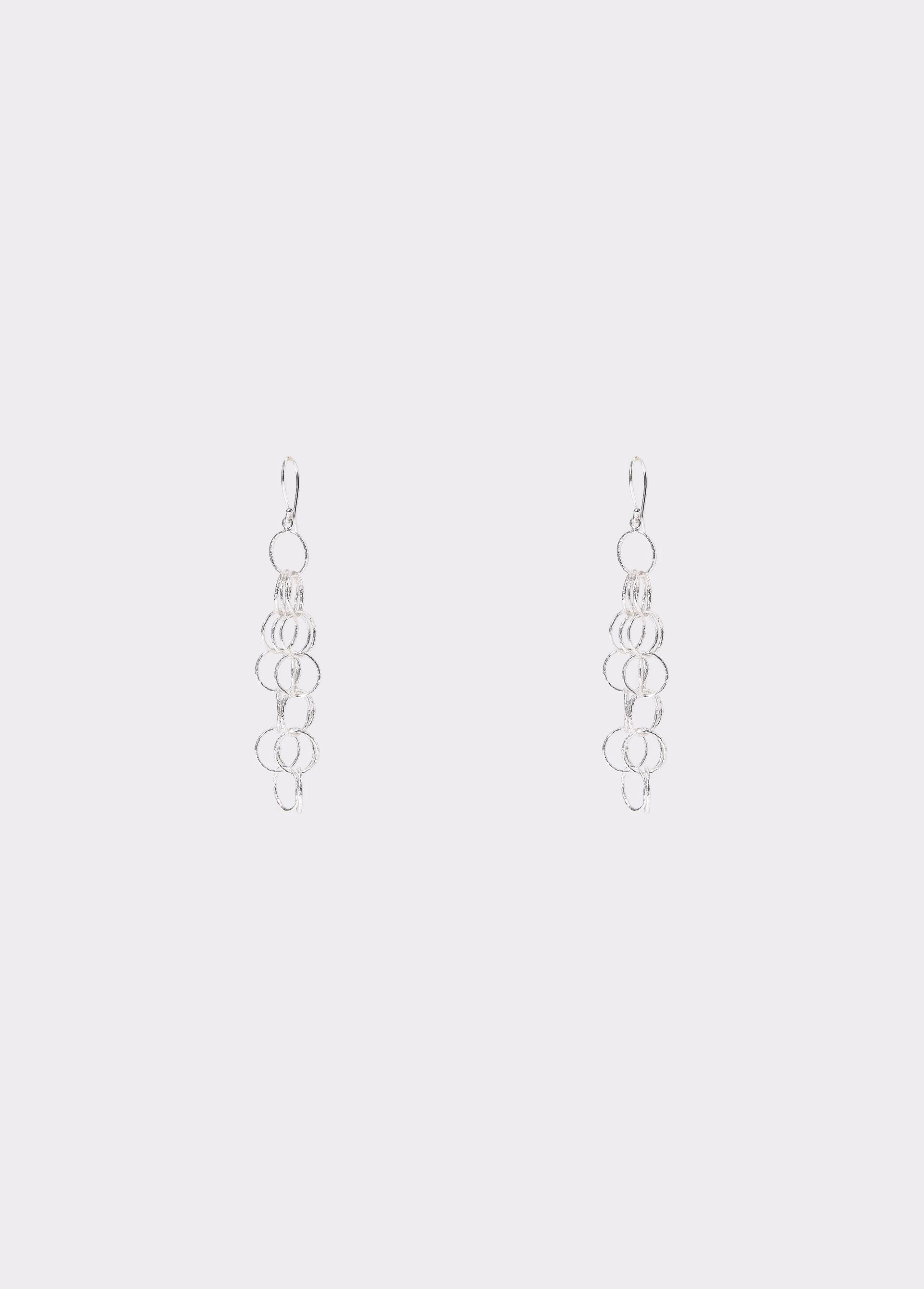 Intertwined hoop earrings