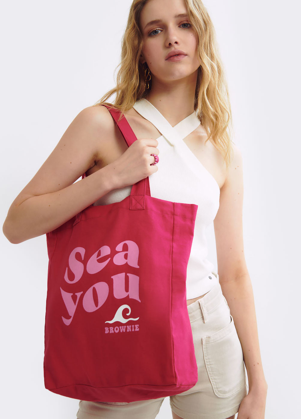 coloured-tote-bag-with-printed-slogan