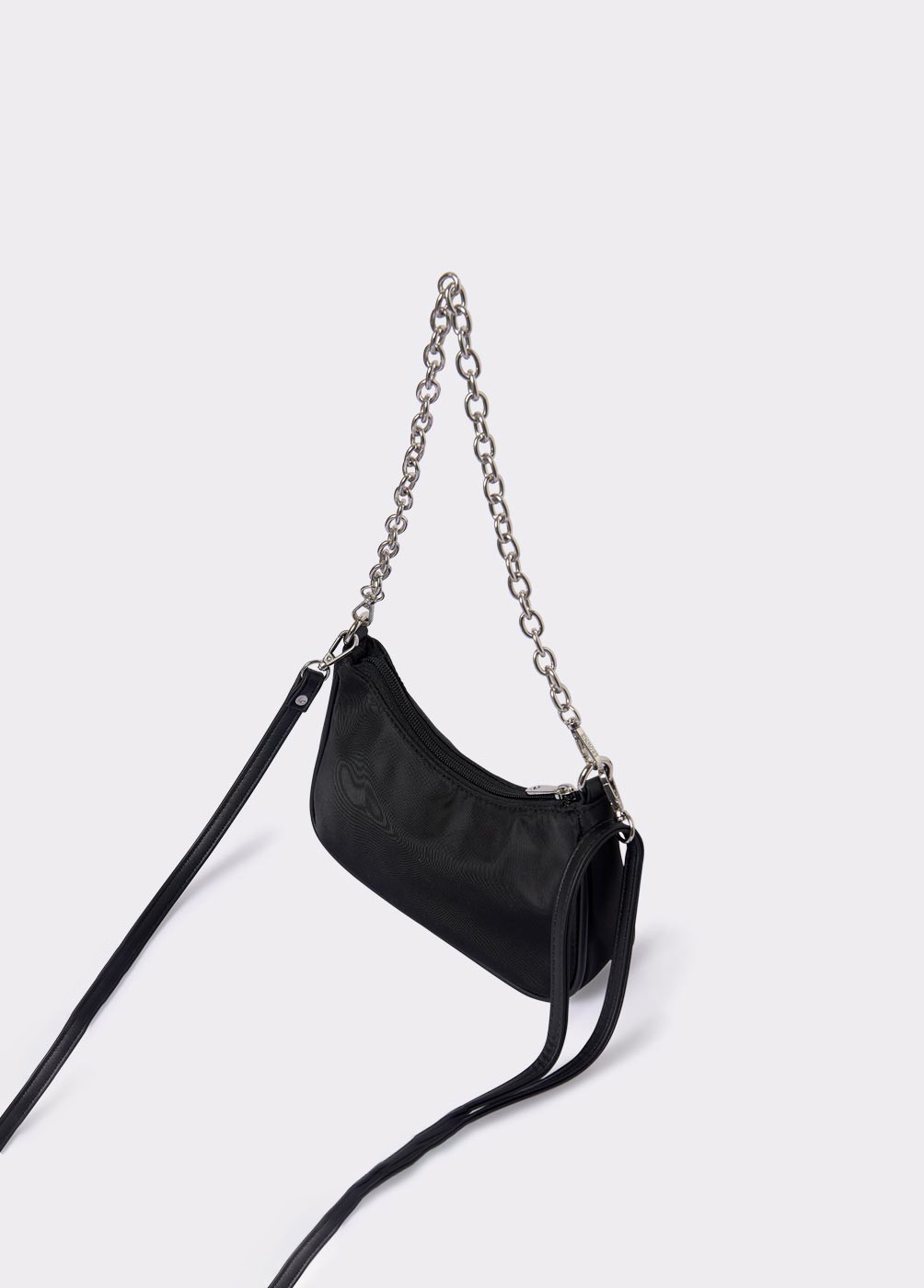 Nylon shoulder outlet bag