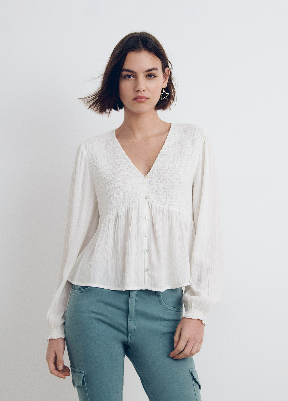 CROPPED SMOCKED BLOUSE