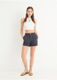 Shorts with front pockets