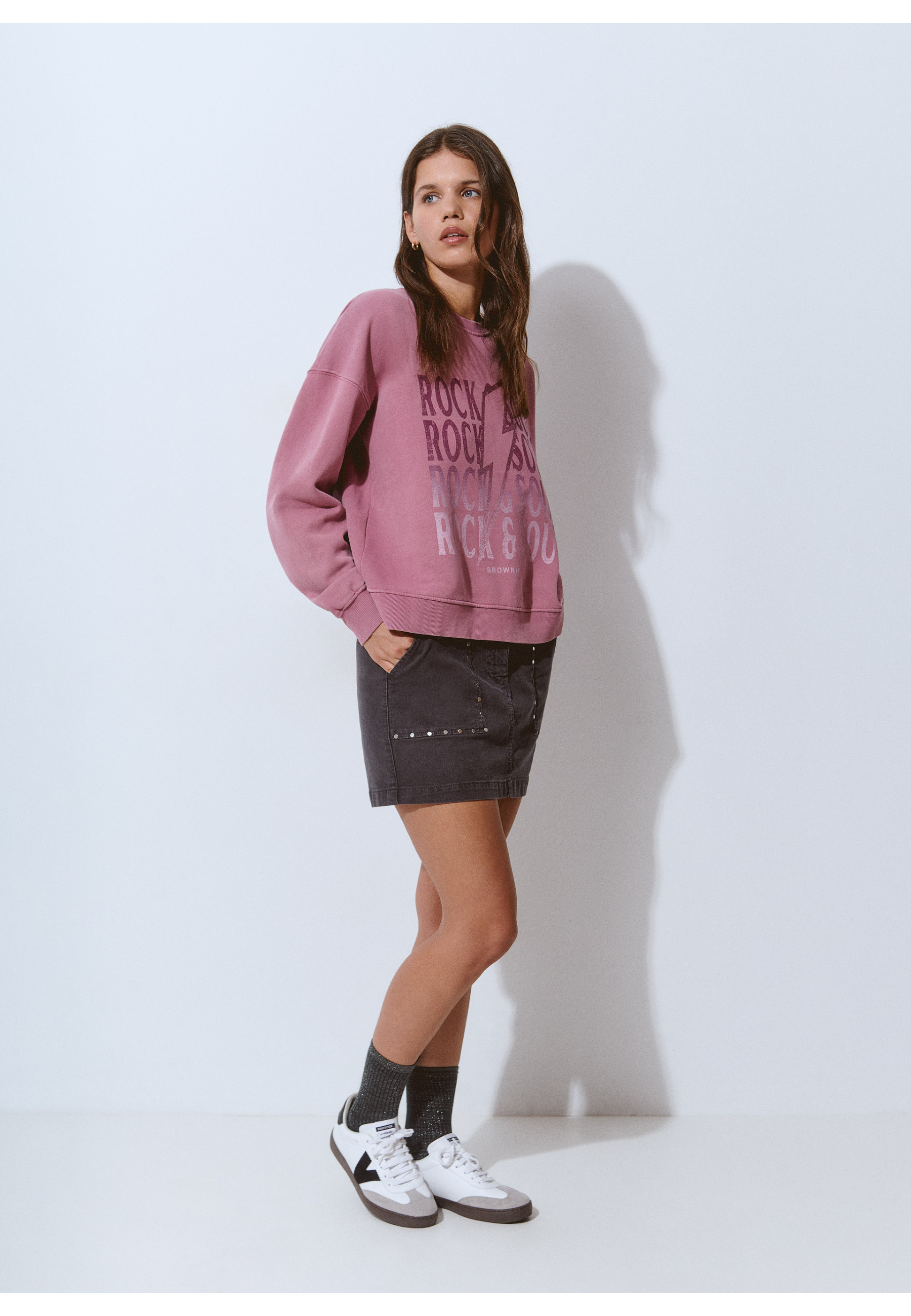 Rock slogan washed sweatshirt BROWNIE