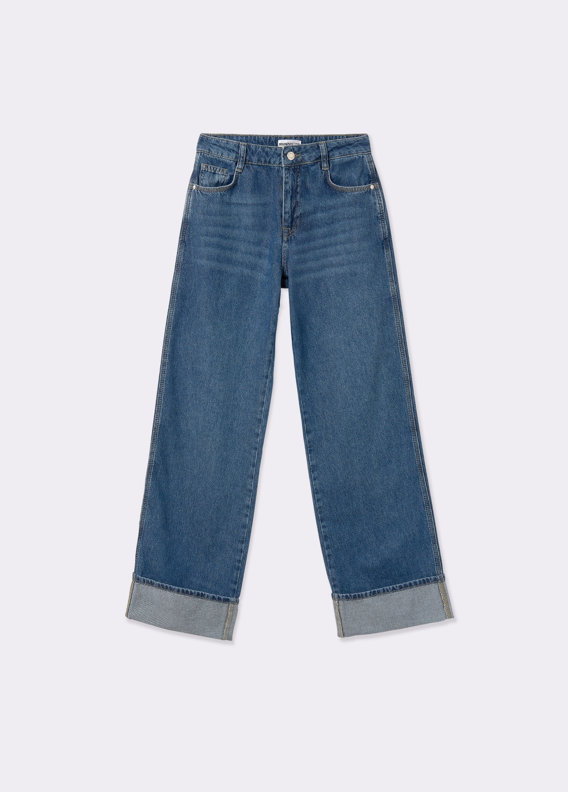 Jeans with turn-up hems