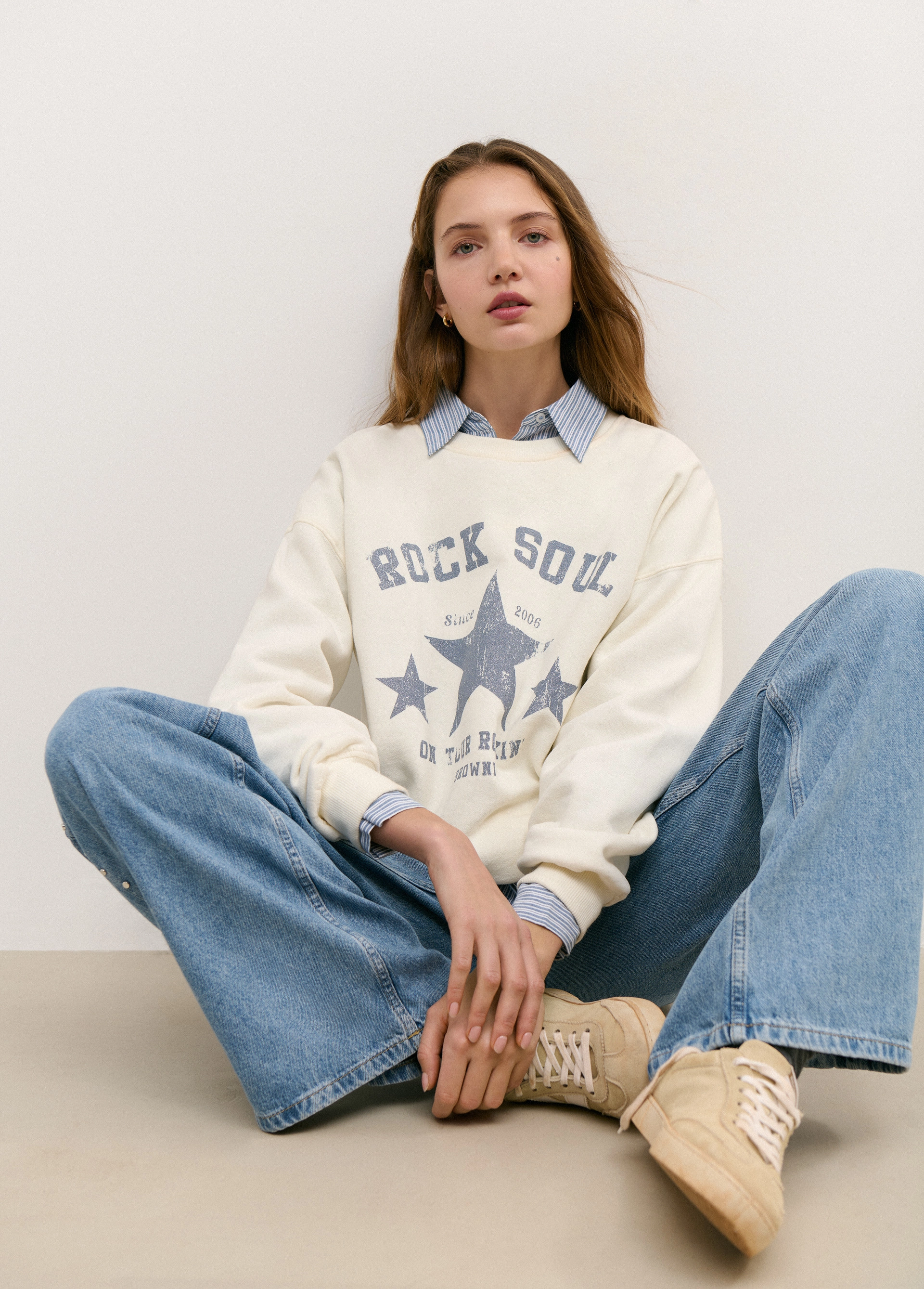 Glittery star print sweatshirt