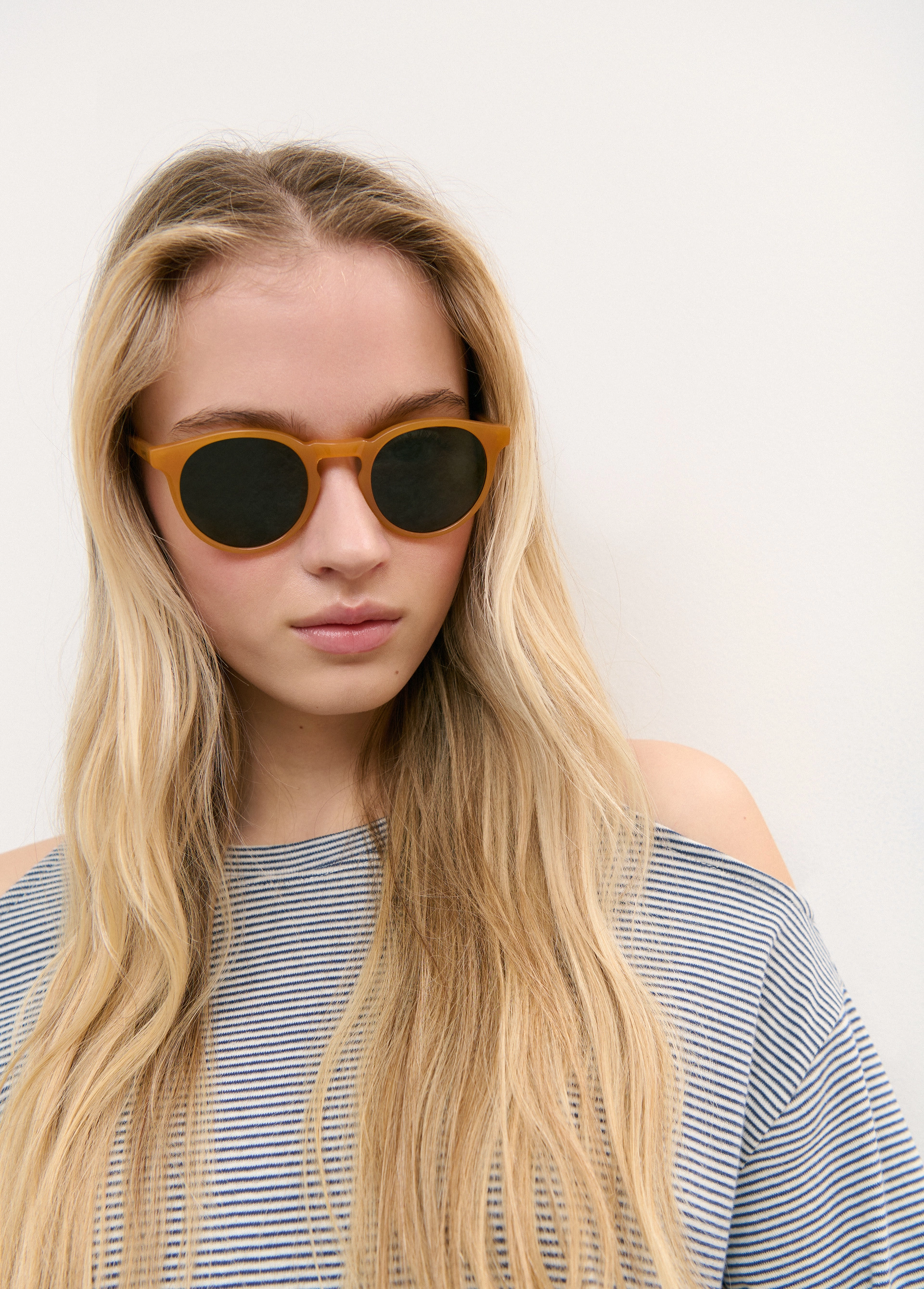 Lunettes de soleil plastique