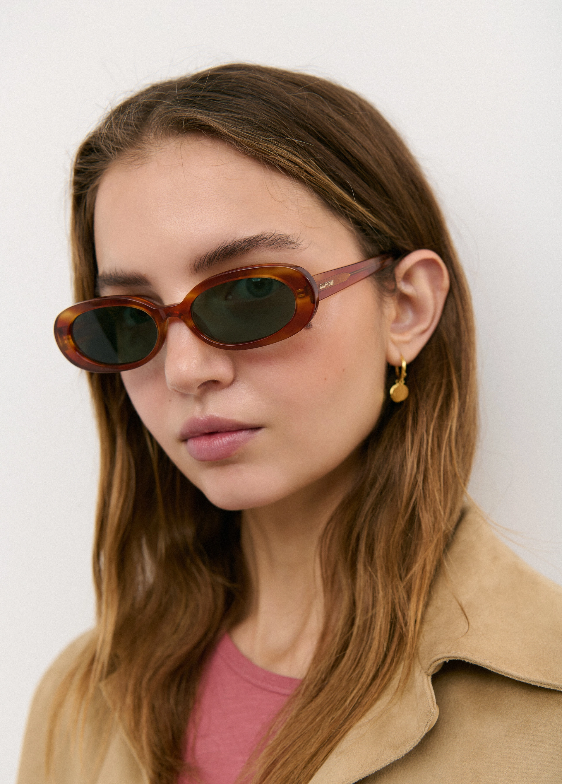 Oval sunglasses